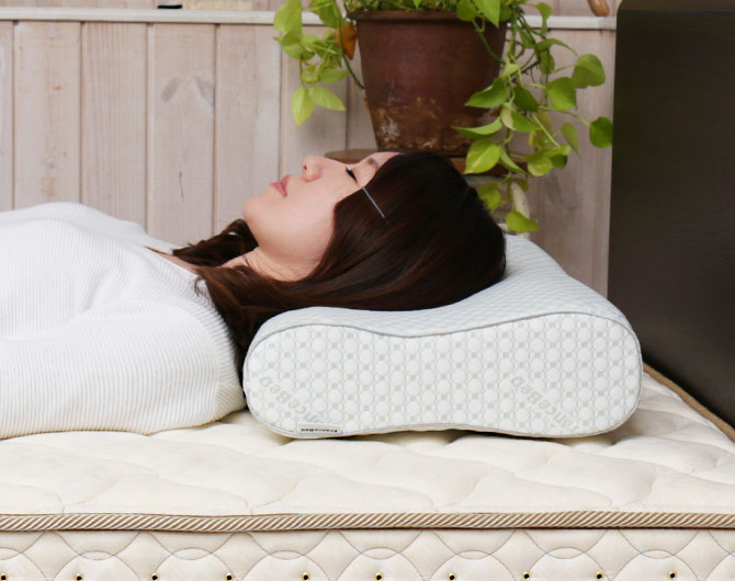 フランスベッド 枕 レフレッシュピロー ソフト 低反発まくら ホテル仕様 柔らかめ 横向き 幅58cm 寝返り ウレタン カバー付き ベッド マットレス通販専門店 ネルコンシェルジュ Neruco
