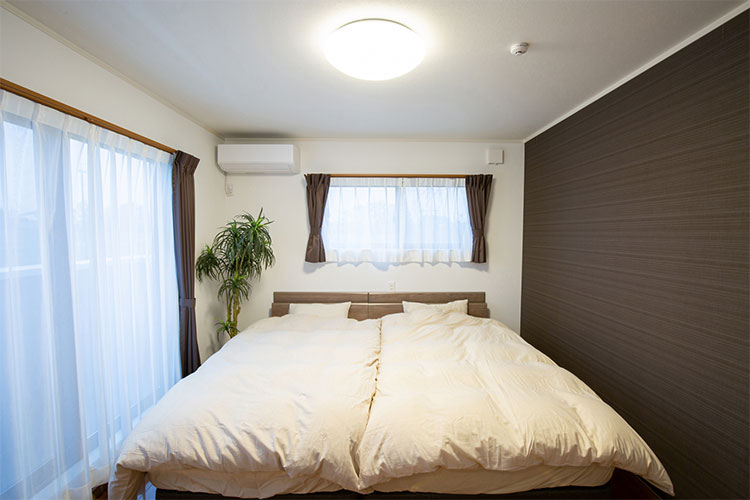 夫婦にはシングルベッド二つがおすすめ ダブルベッドとの違いを解説 ベッド マットレス通販専門店 ネルコンシェルジュ Neruco